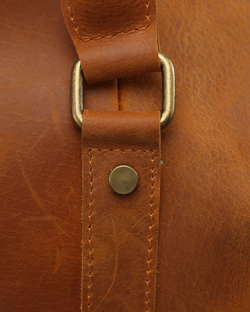 Montague Leather Duffle - Old Money