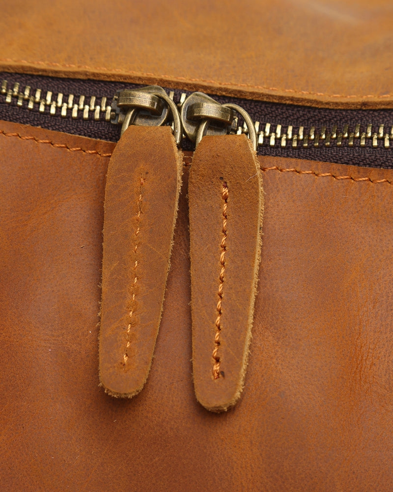 Montague Leather Duffle - Old Money