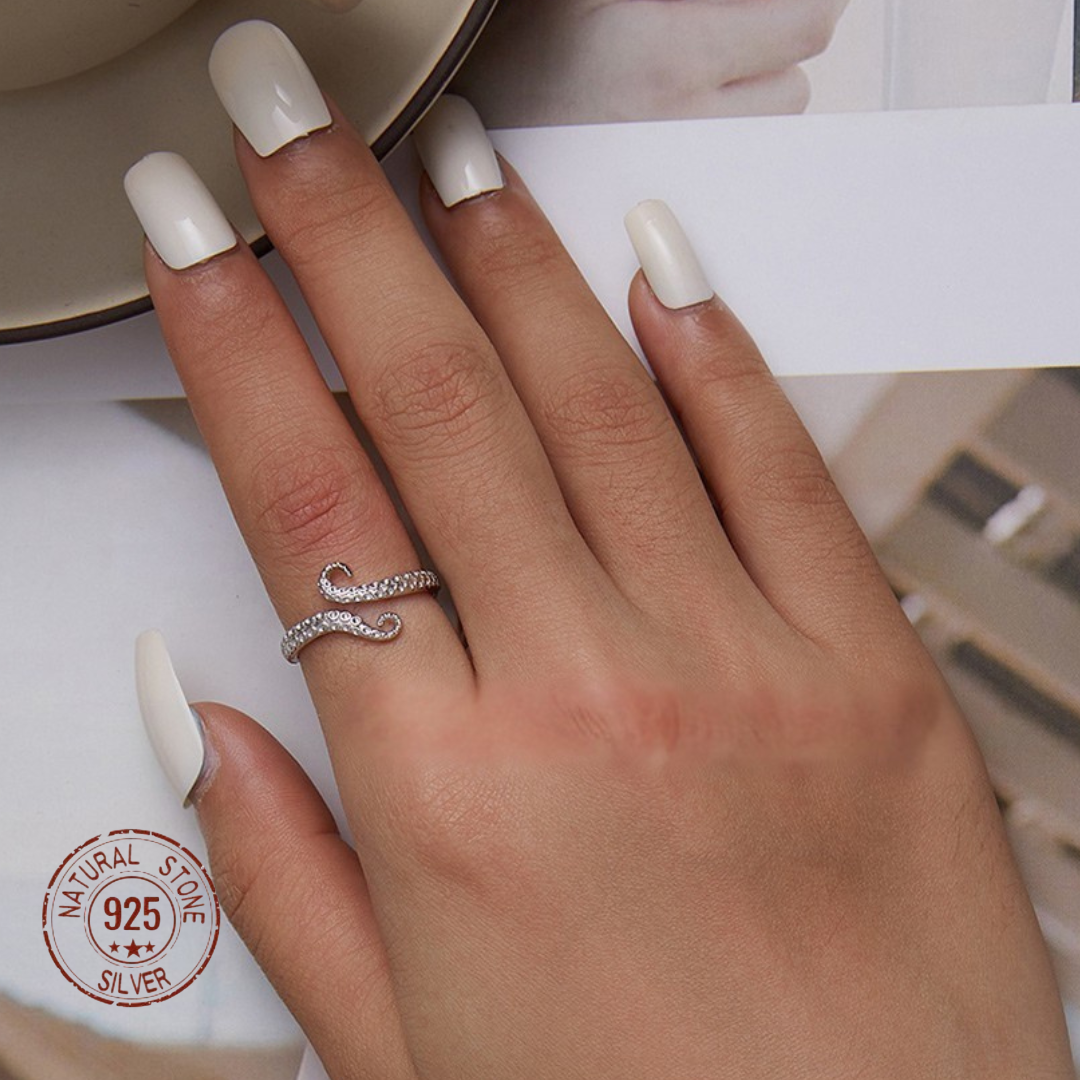 Lustre Kraken Ring