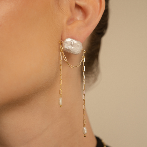 Pearl Earring