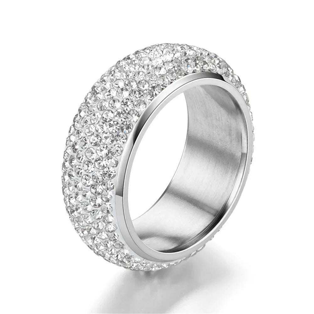 Valén – Bold Urban Luxury with Sparkling Cubic Zirconia