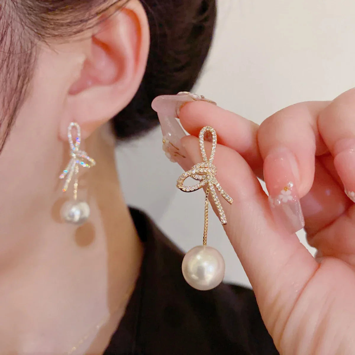 VALÉN New Classic Elegant Imitation Pearl Crystal Long Tassel Earrings