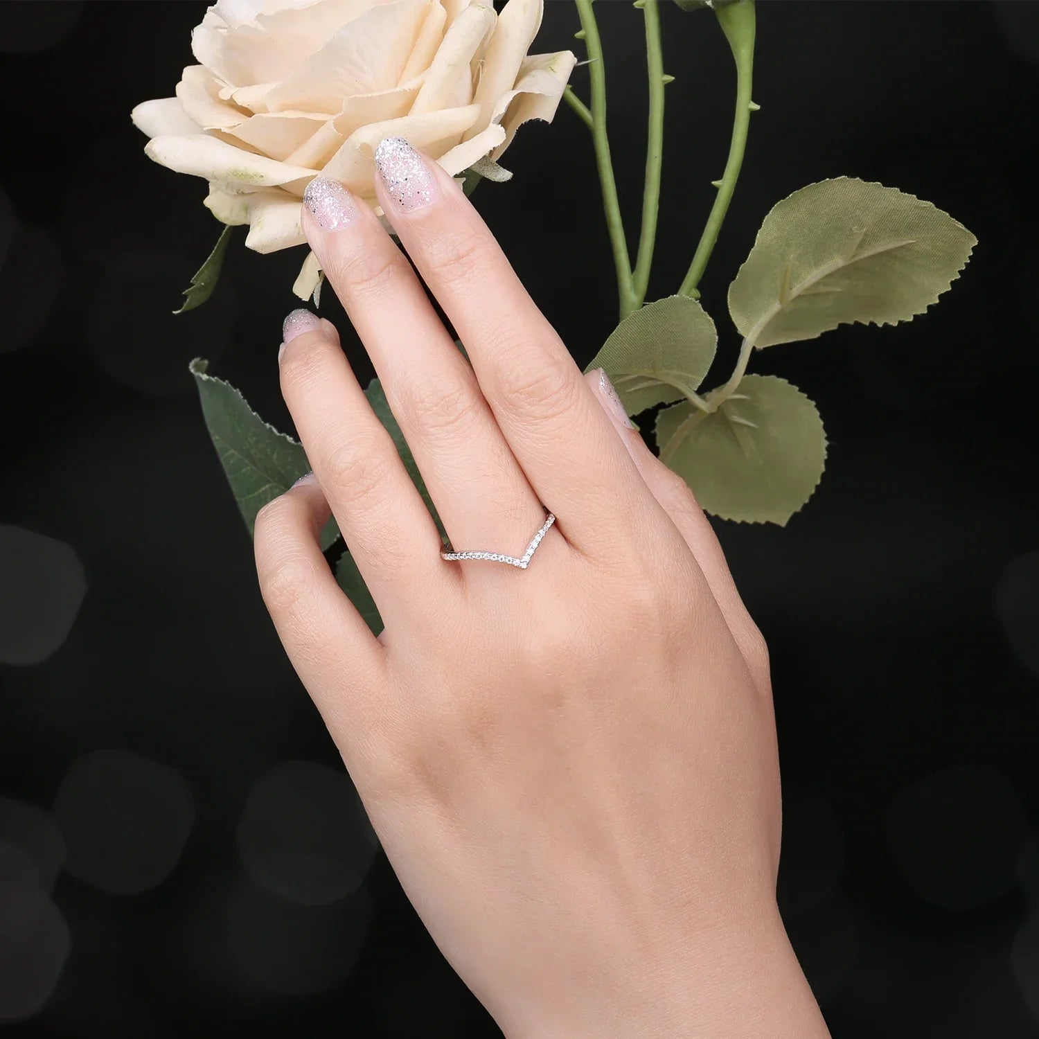 VALÉN JewelryPalace Moissanite D Color V-Shape Stackable Wedding Ring