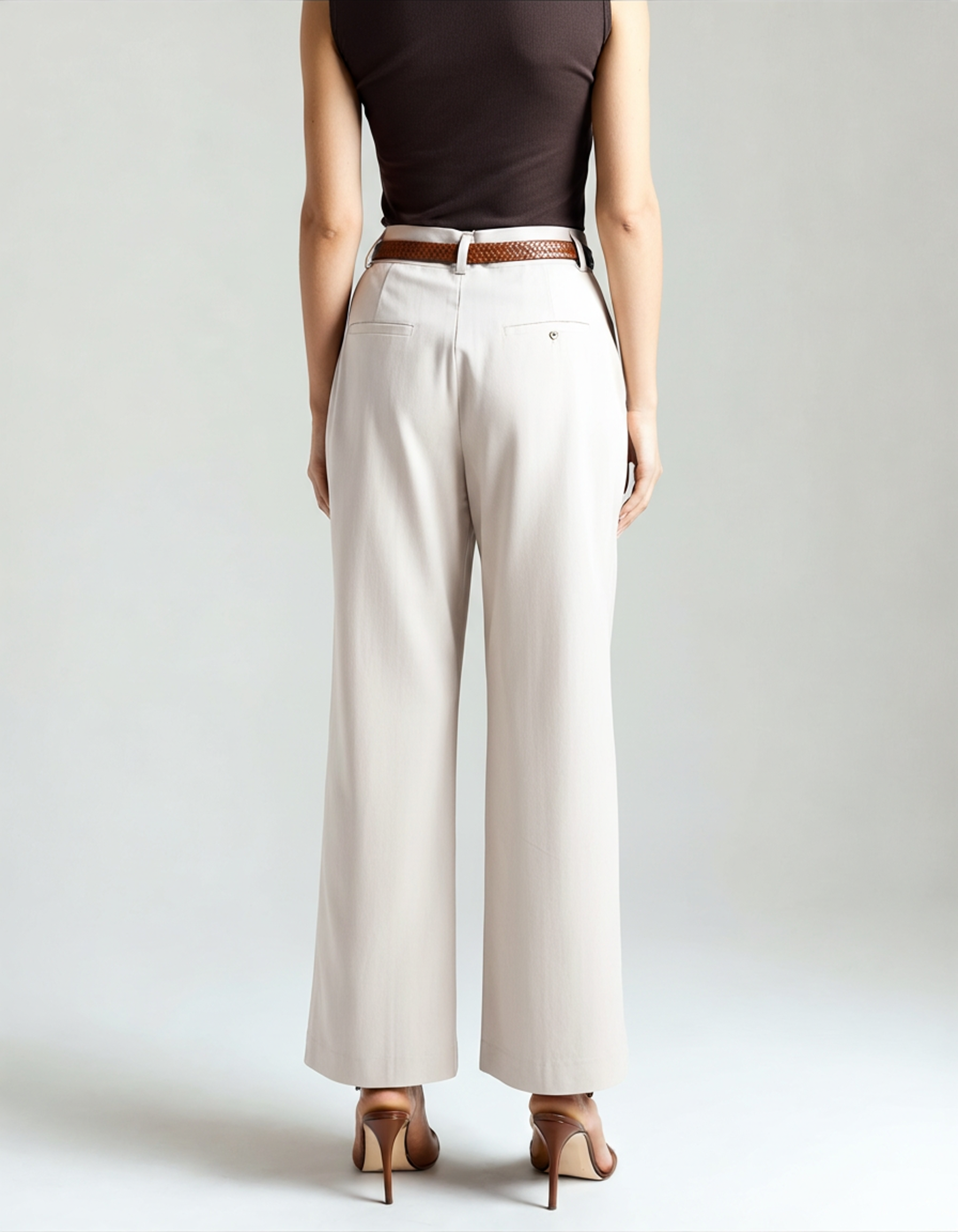 Capri Pants - Old Money