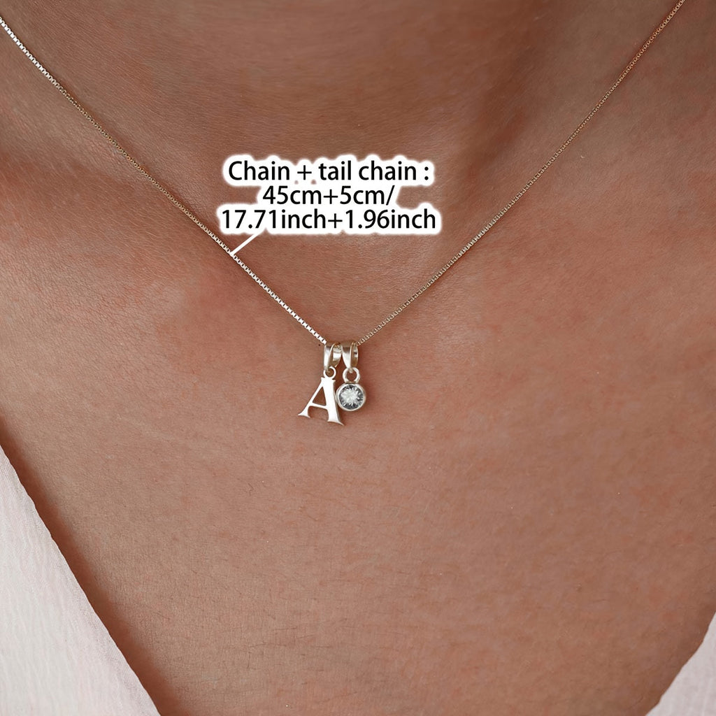 Valén Personalized Birthstone Necklace
