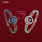 [Connected in Red Gift Packaging] Sun&Moon Touch Bracelets with Figaro Chain (Black+Silver)